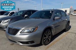 2013 Chrysler 200 Touring