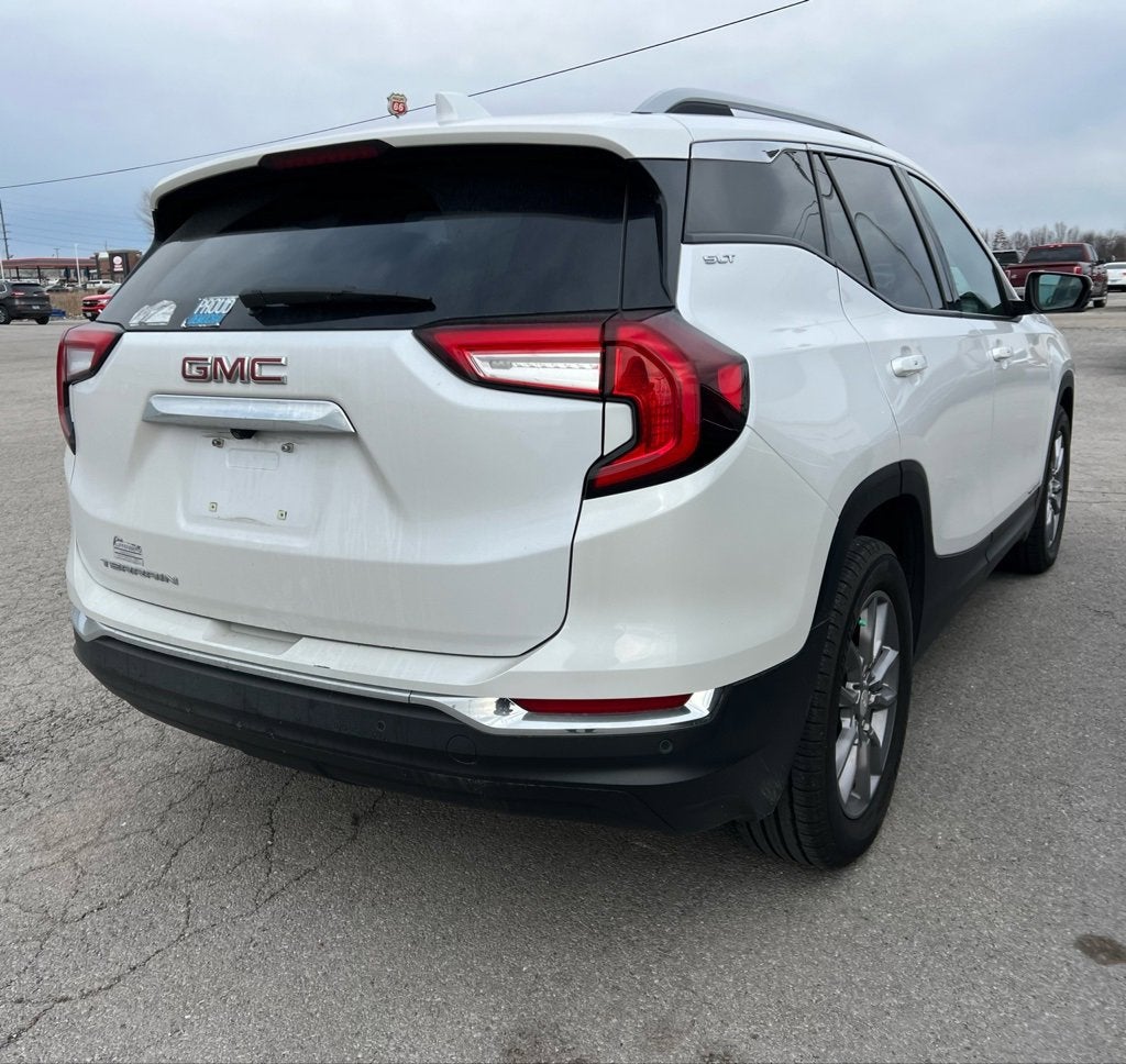 2022 GMC Terrain SLT