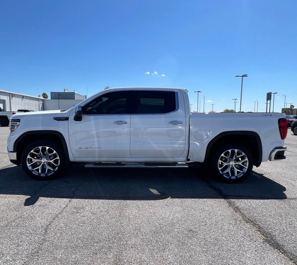 2022 GMC Sierra 1500 SLT