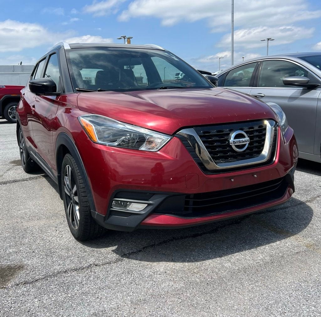 2019 Nissan Kicks SR
