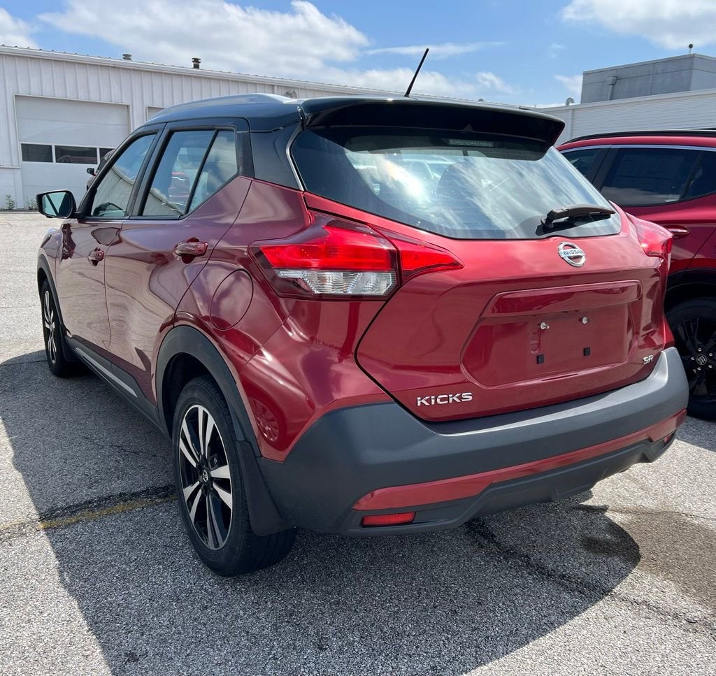 2019 Nissan Kicks SR