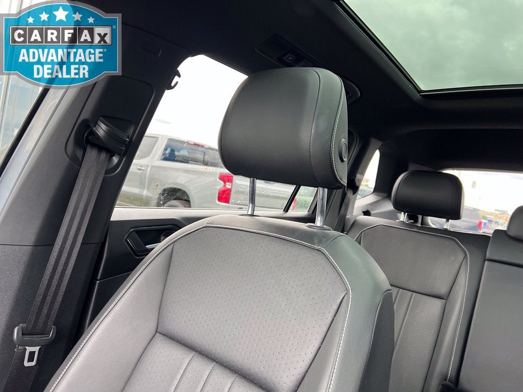 2022 Volkswagen Tiguan SE R-Line Black