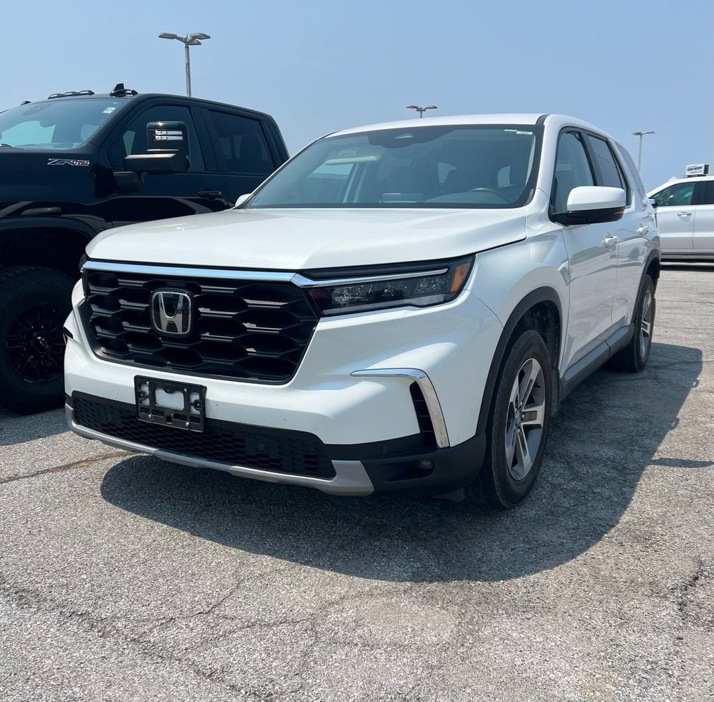 2023 Honda Pilot EX-L 8 Passenger