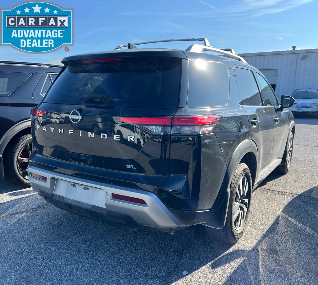 2023 Nissan Pathfinder SL