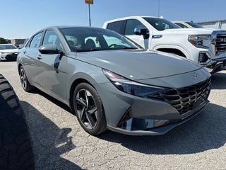 2022 Hyundai Elantra Limited