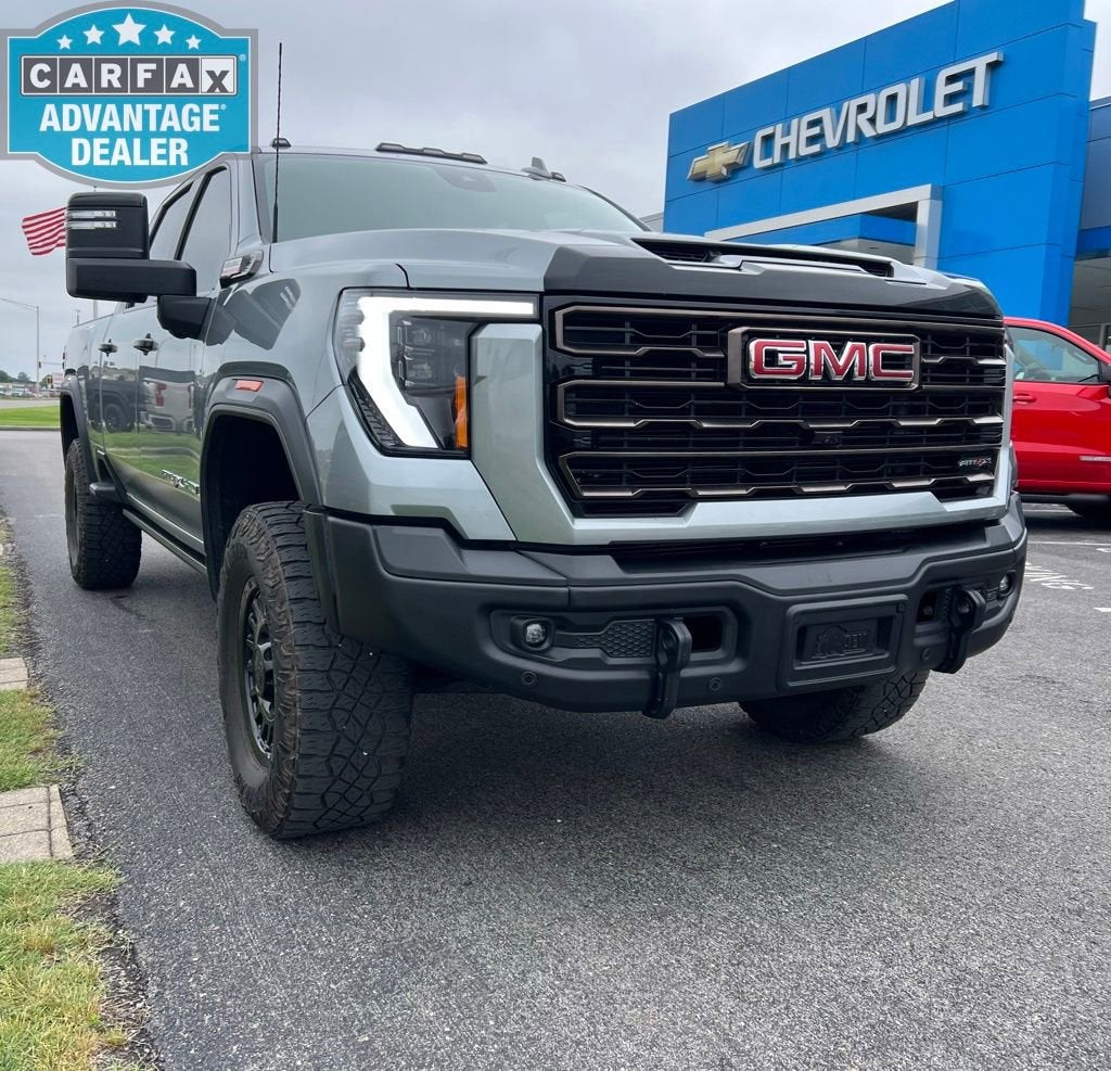 2024 GMC Sierra 4WD Crew Cab Standard Box AT4X's photo