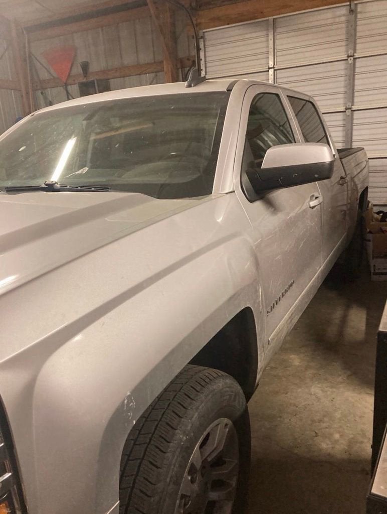 Used 2015 Chevrolet Silverado 1500 LT with VIN 3GCUKRECXFG429427 for sale in Marion, IL