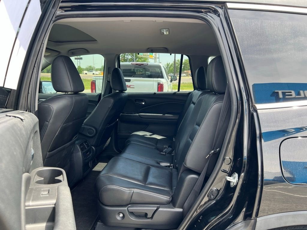 2022 Honda Pilot SE - Photo 19