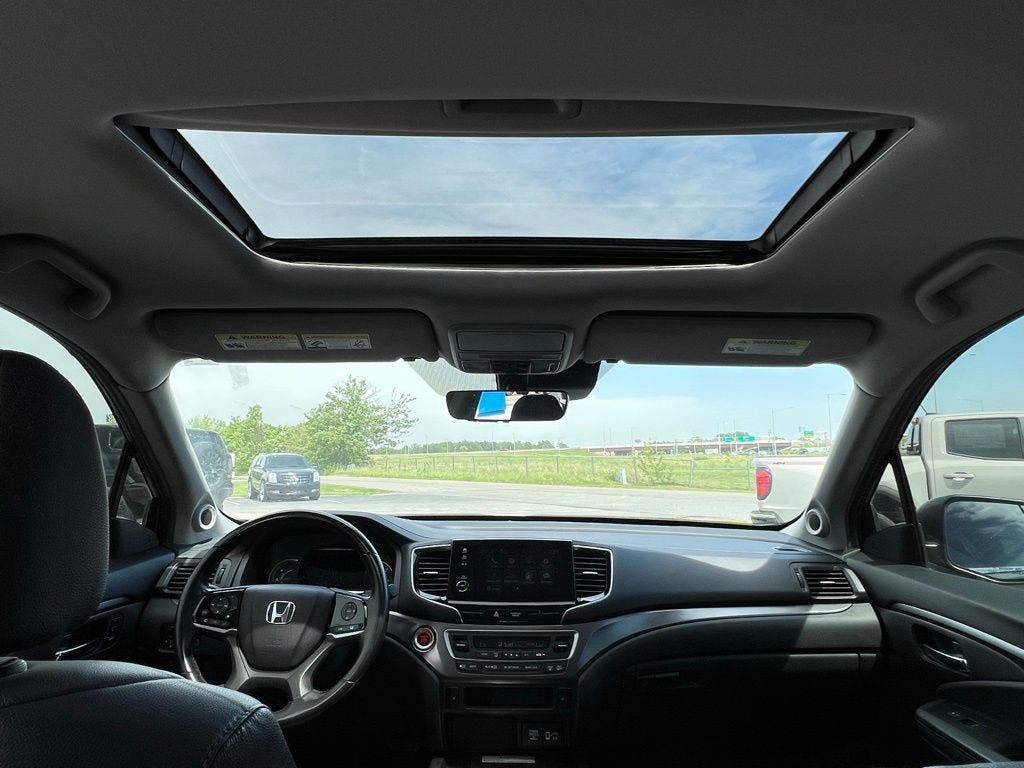 2022 Honda Pilot SE - Photo 23