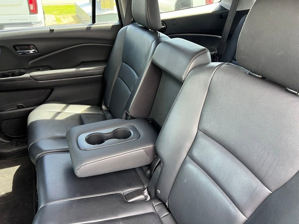 2022 Honda Pilot SE - Photo 24