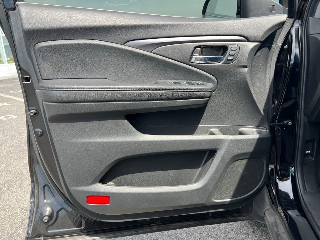 2022 Honda Pilot SE - Photo 8
