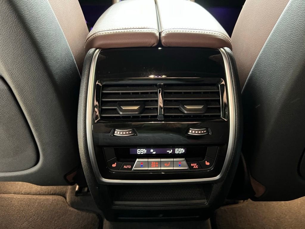 2021 BMW X6 40i - Photo 23