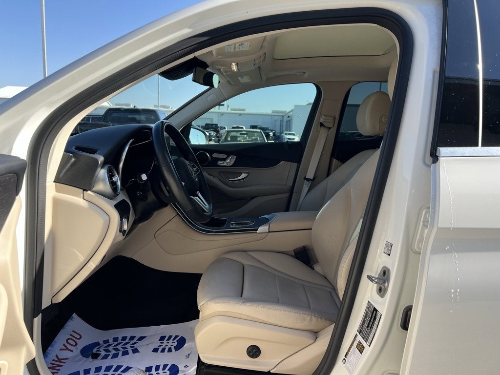 2022 Mercedes-Benz GLC GLC 300